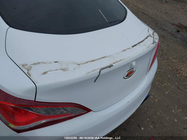 2015 Hyundai Genesis 3.8 Premium მანქანა იყიდება აუქციონზე, vin: KMHHT6KJ7FU130809, აუქციონის ნომერი: 12632255