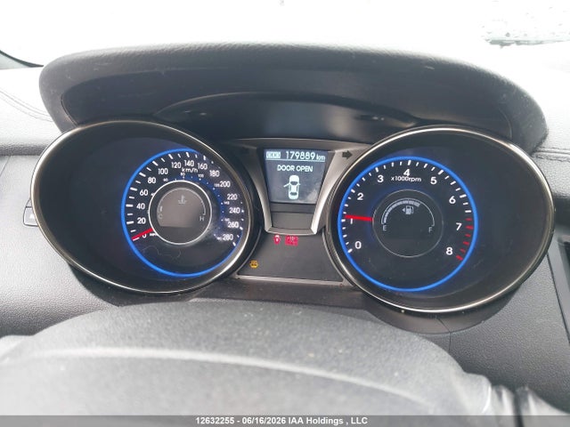 2015 Hyundai Genesis 3.8 Premium მანქანა იყიდება აუქციონზე, vin: KMHHT6KJ7FU130809, აუქციონის ნომერი: 12632255