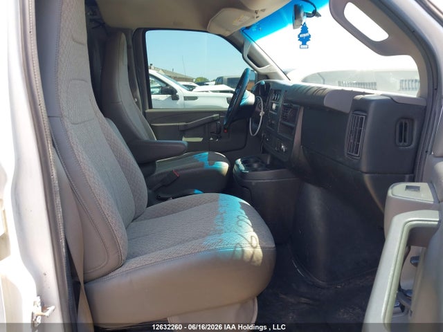 Продаж на аукціоні авто 2016 Gmc Savana G2500, vin: 1GTW7AFFXG1161838, номер лоту: 12632260