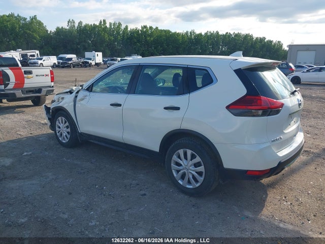 2017 Nissan Rogue S/sv მანქანა იყიდება აუქციონზე, vin: 5N1AT2MT8HC843767, აუქციონის ნომერი: 12632262