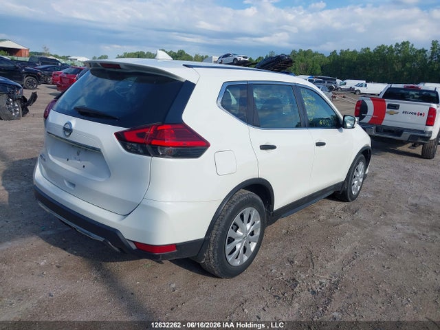 2017 Nissan Rogue S/sv მანქანა იყიდება აუქციონზე, vin: 5N1AT2MT8HC843767, აუქციონის ნომერი: 12632262