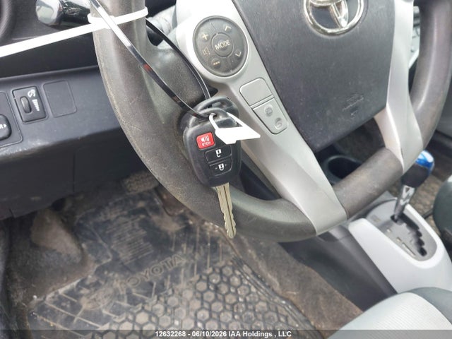 12632268 :رقم المزاد ، JTDKDTB3XC1010295 vin ، 2012 Toyota Prius C Technology مزاد بيع