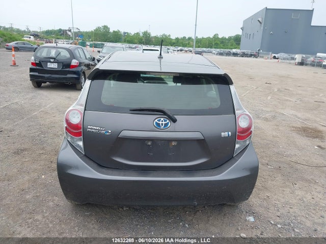 12632268 :رقم المزاد ، JTDKDTB3XC1010295 vin ، 2012 Toyota Prius C Technology مزاد بيع