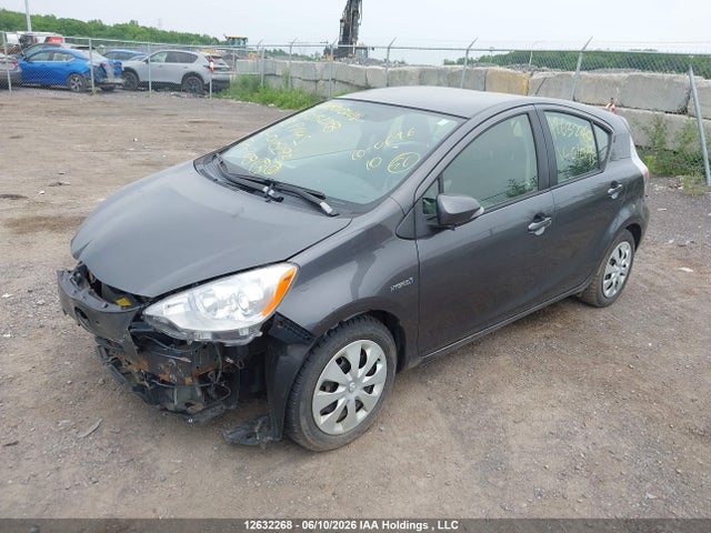 12632268 :رقم المزاد ، JTDKDTB3XC1010295 vin ، 2012 Toyota Prius C Technology مزاد بيع