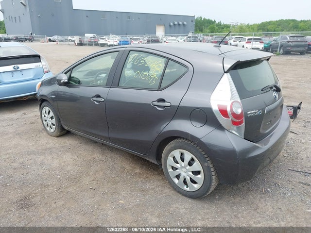 12632268 :رقم المزاد ، JTDKDTB3XC1010295 vin ، 2012 Toyota Prius C Technology مزاد بيع