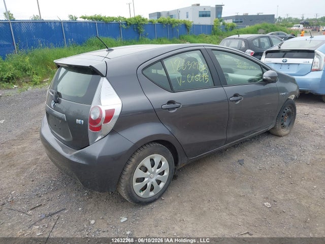 12632268 :رقم المزاد ، JTDKDTB3XC1010295 vin ، 2012 Toyota Prius C Technology مزاد بيع
