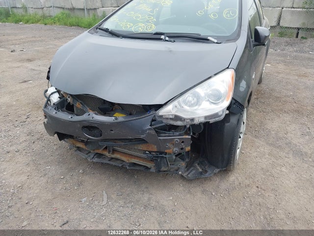 12632268 :رقم المزاد ، JTDKDTB3XC1010295 vin ، 2012 Toyota Prius C Technology مزاد بيع