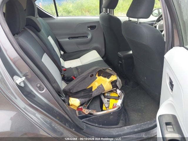 12632268 :رقم المزاد ، JTDKDTB3XC1010295 vin ، 2012 Toyota Prius C Technology مزاد بيع