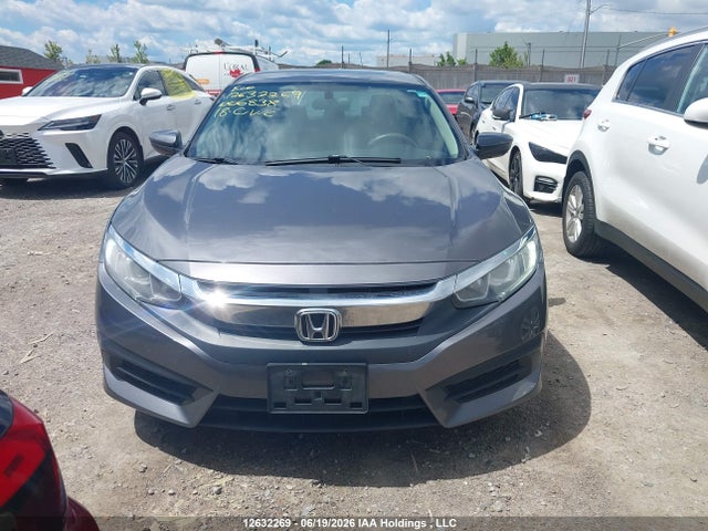 Продаж на аукціоні авто 2018 Honda Civic, vin: 2HGFC2F5XJH006838, номер лоту: 12632269