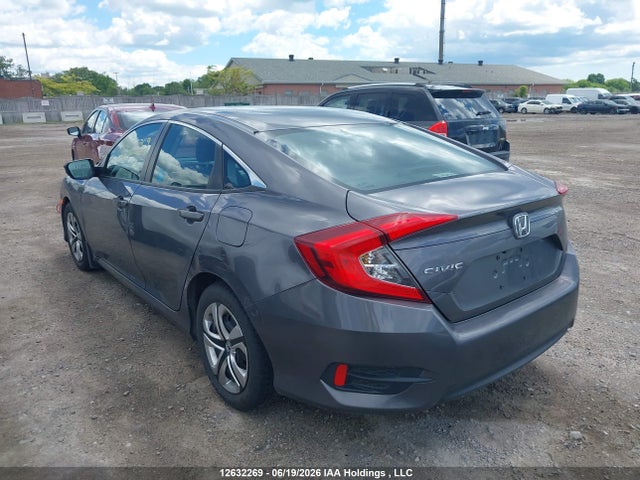 Honda Civic 2018 2HGFC2F5XJH006838 Image 3