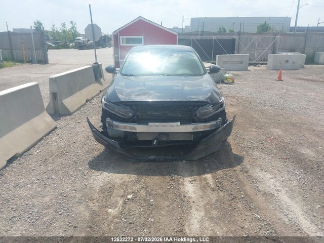 Продаж на аукціоні авто 2018 Honda Accord Touring, vin: 1HGCV1F99JA810170, номер лоту: 12632272