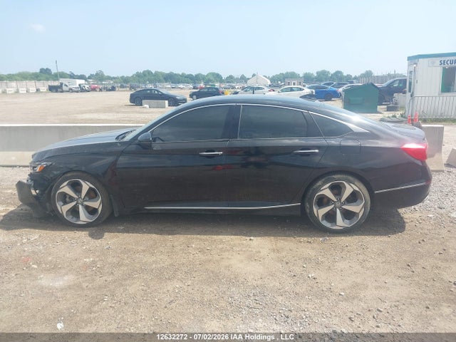 Продаж на аукціоні авто 2018 Honda Accord Touring, vin: 1HGCV1F99JA810170, номер лоту: 12632272