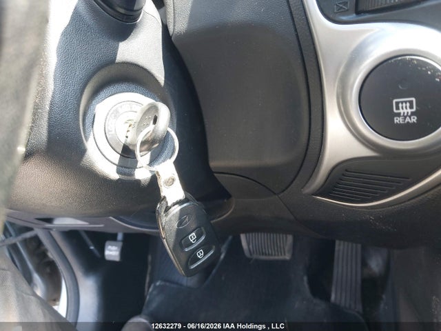 2011 Hyundai Tucson Gls მანქანა იყიდება აუქციონზე, vin: KM8JU3AC8BU224353, აუქციონის ნომერი: 12632279