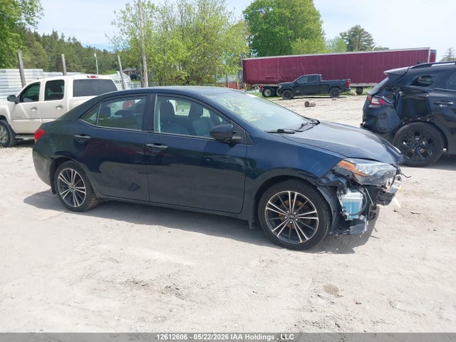 2T1BURHE4JC986979 Toyota COROLLA LE