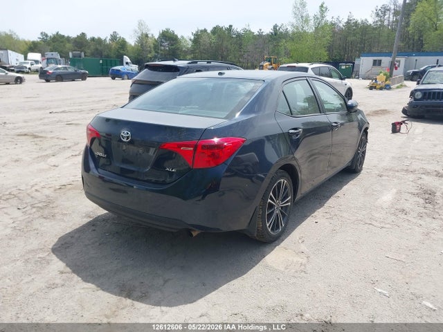 2T1BURHE4JC986979 Toyota COROLLA LE
