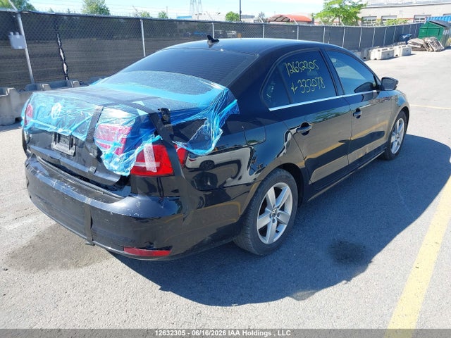 3VWDA7AJXFM333078 Volkswagen JETTA TDI