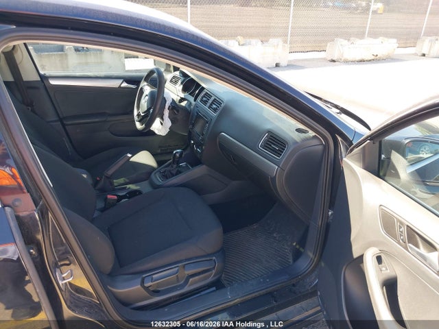 3VWDA7AJXFM333078 Volkswagen JETTA TDI