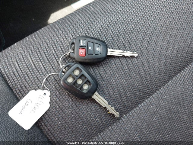 12632311 :رقم المزاد ، 2T1BURHE0GC704202 vin ، 2016 Toyota Corolla L/le/le Pls/prm/s/s Pls مزاد بيع