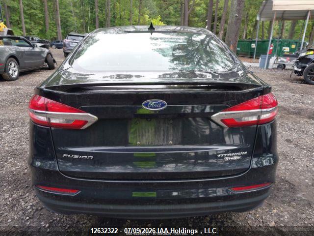 3FA6P0RU8LR203868 Ford Fusion Titanium