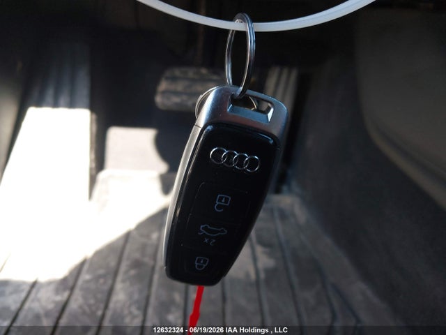 12632324 :رقم المزاد ، WAUCJBFW9N7006361 vin ، 2022 Audi E-tron Gt مزاد بيع