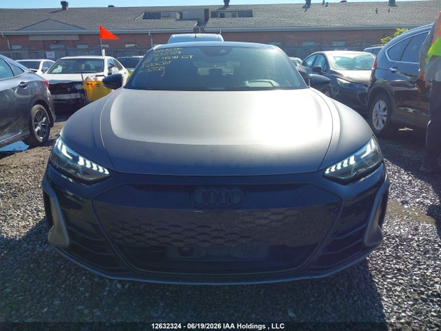 12632324 :رقم المزاد ، WAUCJBFW9N7006361 vin ، 2022 Audi E-tron Gt مزاد بيع