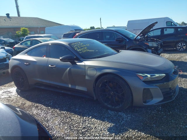 12632324 :رقم المزاد ، WAUCJBFW9N7006361 vin ، 2022 Audi E-tron Gt مزاد بيع