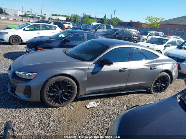 12632324 :رقم المزاد ، WAUCJBFW9N7006361 vin ، 2022 Audi E-tron Gt مزاد بيع