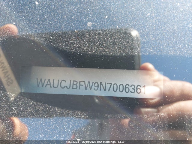 12632324 :رقم المزاد ، WAUCJBFW9N7006361 vin ، 2022 Audi E-tron Gt مزاد بيع