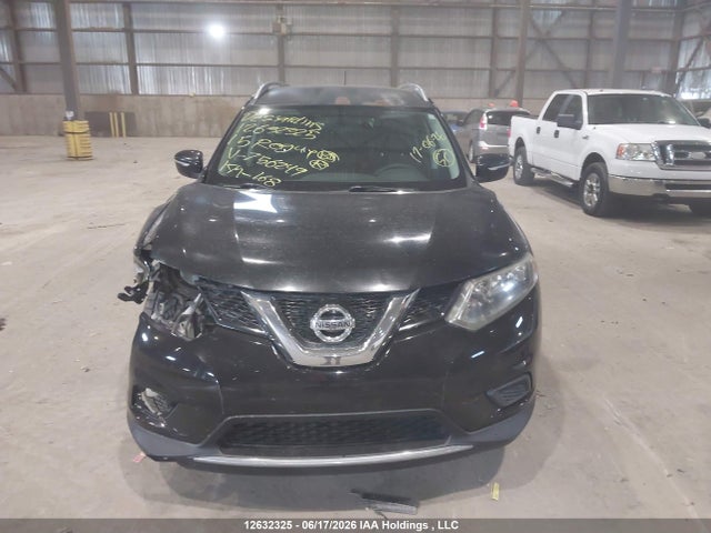 2015 Nissan Rogue S/sl/sv მანქანა იყიდება აუქციონზე, vin: 5N1AT2MT4FC756249, აუქციონის ნომერი: 12632325