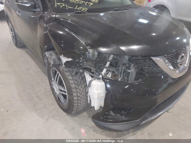 2015 Nissan Rogue S/sl/sv მანქანა იყიდება აუქციონზე, vin: 5N1AT2MT4FC756249, აუქციონის ნომერი: 12632325