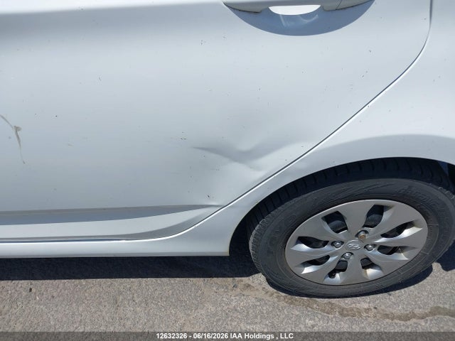 Hyundai ACCENT SE 2017 KMHCT5AE3HU349018 Image 22
