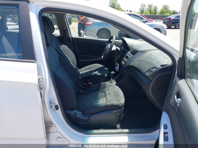 Hyundai ACCENT SE 2017 KMHCT5AE3HU349018 Image 5