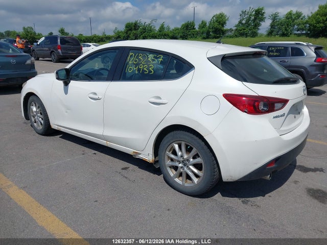 JM1BM1L73E1104933 Mazda MAZDA3