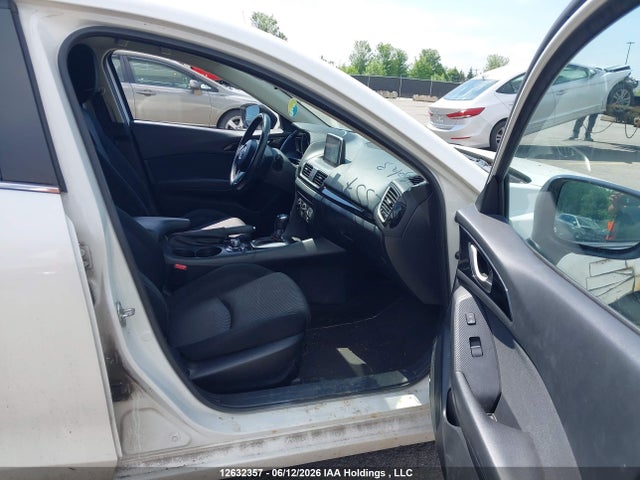 JM1BM1L73E1104933 Mazda MAZDA3
