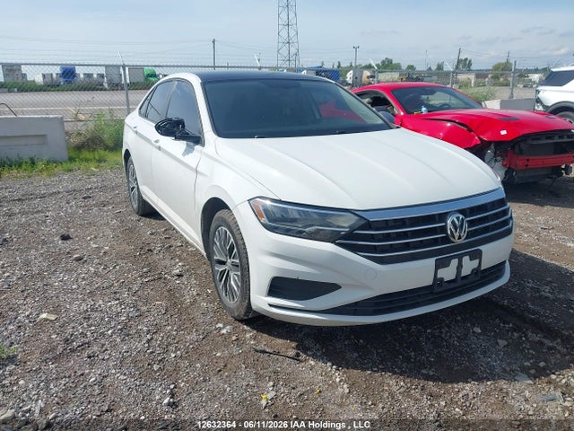 2019 Volkswagen Jetta 1.4 Tsi Highline მანქანა იყიდება აუქციონზე, vin: 3VWE57BU1KM126302, აუქციონის ნომერი: 12632364