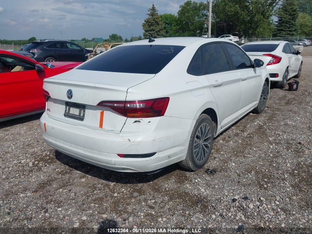 12632364 :رقم المزاد ، 3VWE57BU1KM126302 vin ، 2019 Volkswagen Jetta 1.4 Tsi Highline مزاد بيع