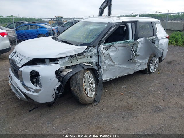 Продажа на аукционе авто 2024 Mitsubishi Outlander Se/ralliart, vin: JA4T5VA95RZ608897, номер лота: 12632367