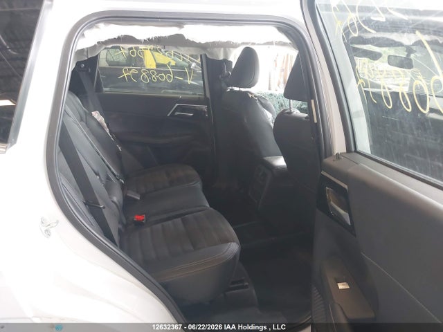 Продажа на аукционе авто 2024 Mitsubishi Outlander Se/ralliart, vin: JA4T5VA95RZ608897, номер лота: 12632367