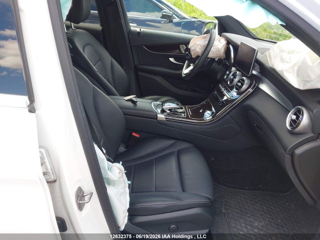 WDC0G4KB6JV015764 Mercedes-Benz Glc 300 4matic