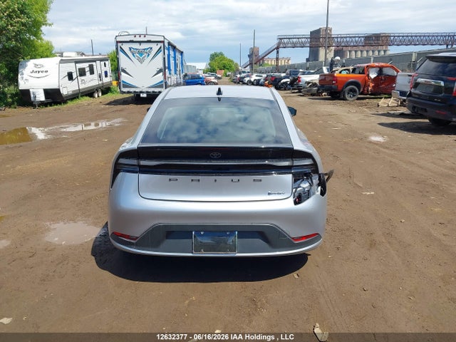 JTDACACU5T3070600 Toyota Prius