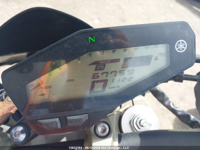 Yamaha FZ09 2014 JYARN33N1EA000572 Image 7