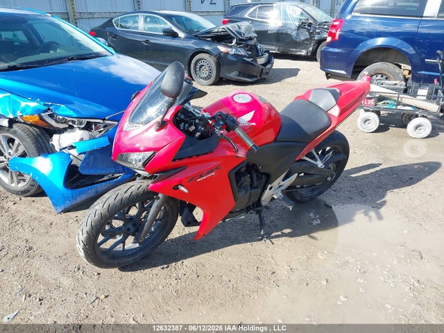Honda Cbr500 Ra-abs 2015 MLHPC4423F5200162 Image 2