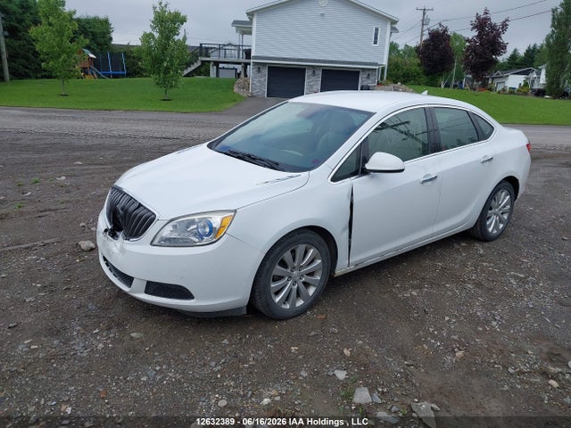 Buick Verano 2014 1G4PN5SKXE4118158 Image 2