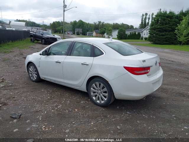 Buick Verano 2014 1G4PN5SKXE4118158 Image 3