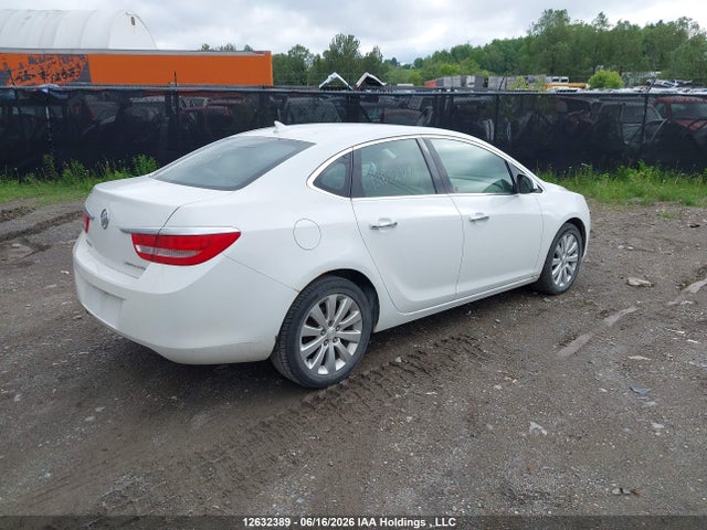 Buick Verano 2014 1G4PN5SKXE4118158 Image 4