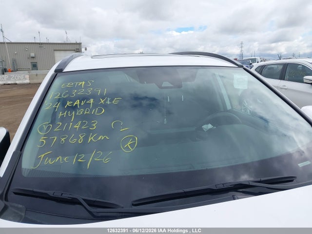 Продаж на аукціоні авто 2024 Toyota Rav4 Xle/woodland Edition, vin: 2T3RWRFVXRW211423, номер лоту: 12632391