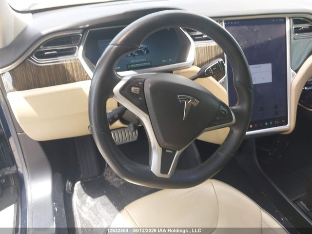 2013 Tesla Model S მანქანა იყიდება აუქციონზე, vin: 5YJSA1DP8DFP07938, აუქციონის ნომერი: 12632404