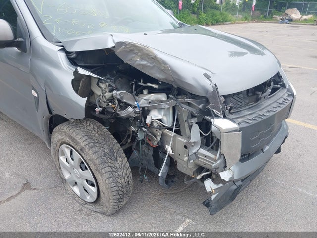 JA4AJUAUXRU606805 Mitsubishi RVR ES