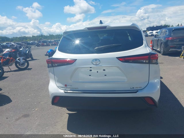 12632415 :رقم المزاد ، 5TDBZRBH9NS204094 vin ، 2022 Toyota Highlander مزاد بيع
