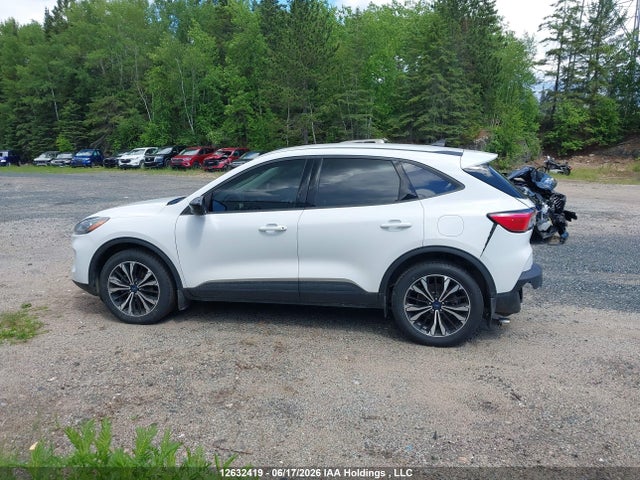 2021 Ford Escape Se მანქანა იყიდება აუქციონზე, vin: 1FMCU9G6XMUA33744, აუქციონის ნომერი: 12632419